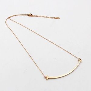 Tiffany T Happy Smile necklace- gold